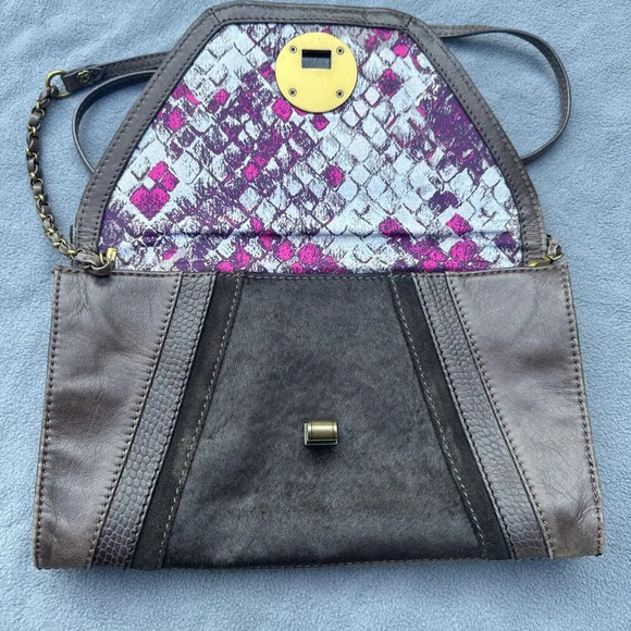 Elliott Lucca Cordoba Brown Leather Crossbody Purse Envelope Clutch Turn Lock - Picture 4 of 10